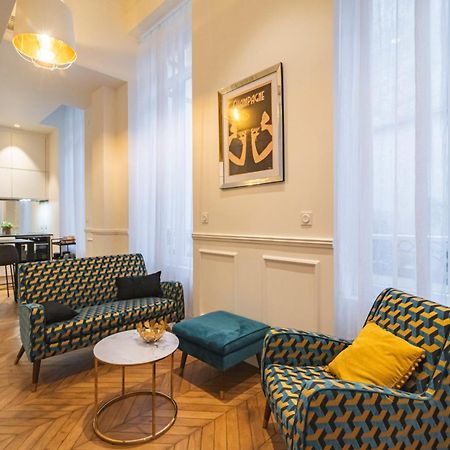 Charmant Studio Hypercentre Reims Apartment ภายนอก รูปภาพ